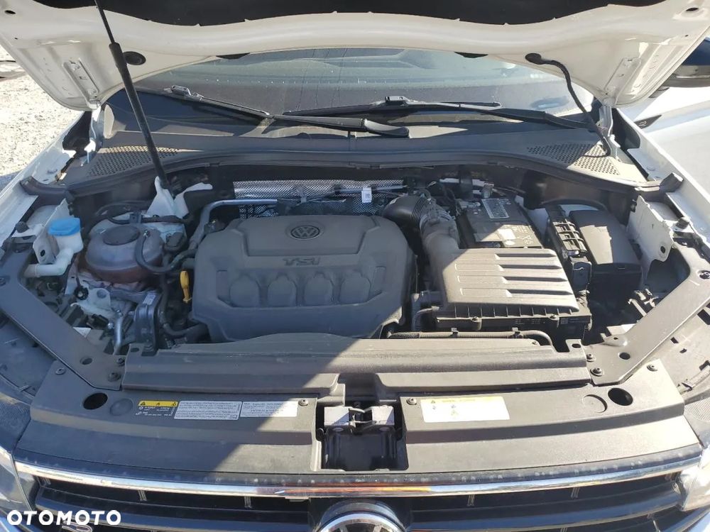 Volkswagen Tiguan - 10