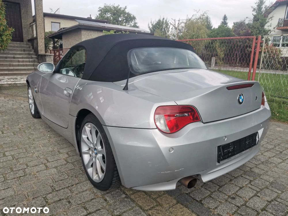 BMW Z4 2.0i - 4