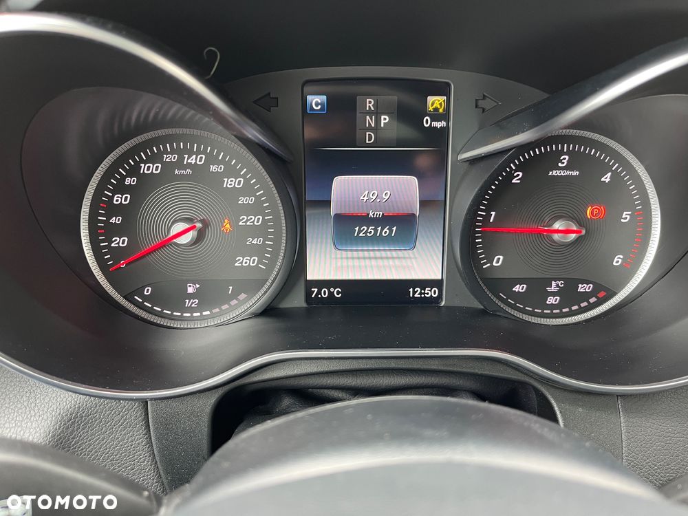 Mercedes-Benz GLC - 16