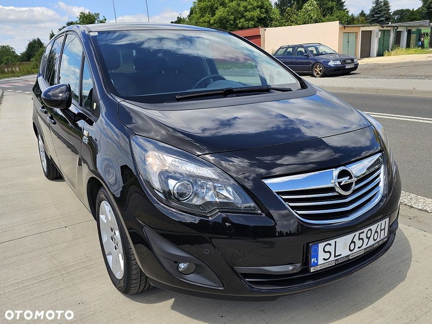 Opel Meriva 1.4 T Cosmo S&S - 11