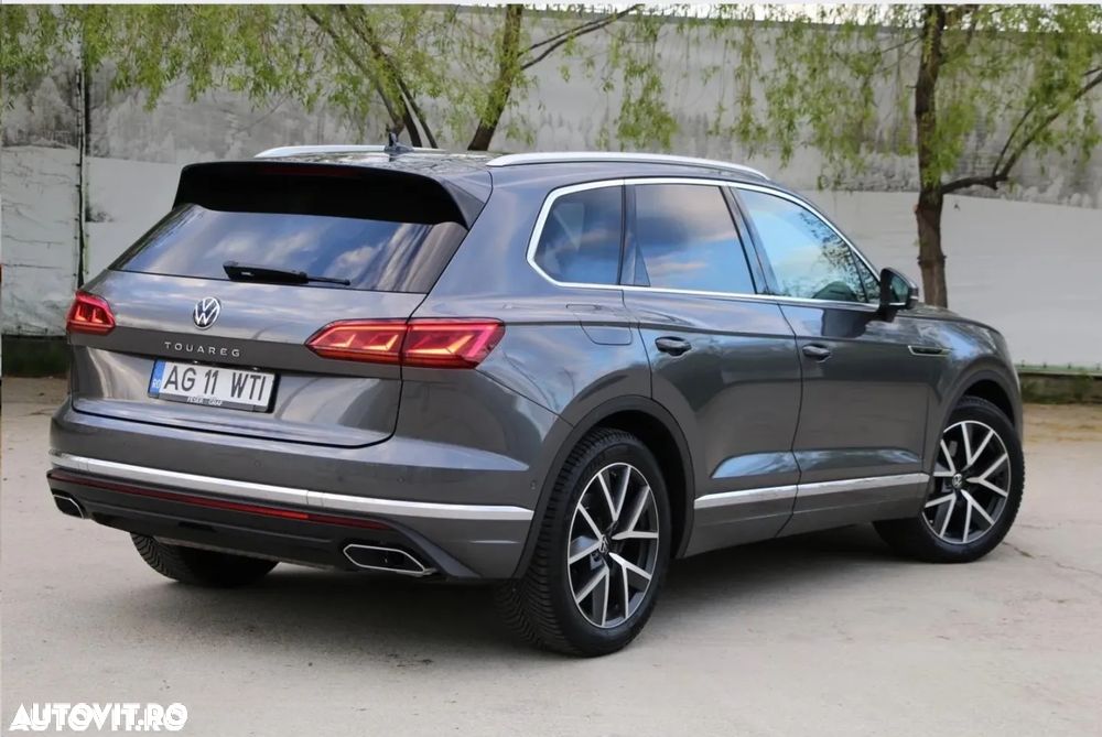 Volkswagen Touareg - 2