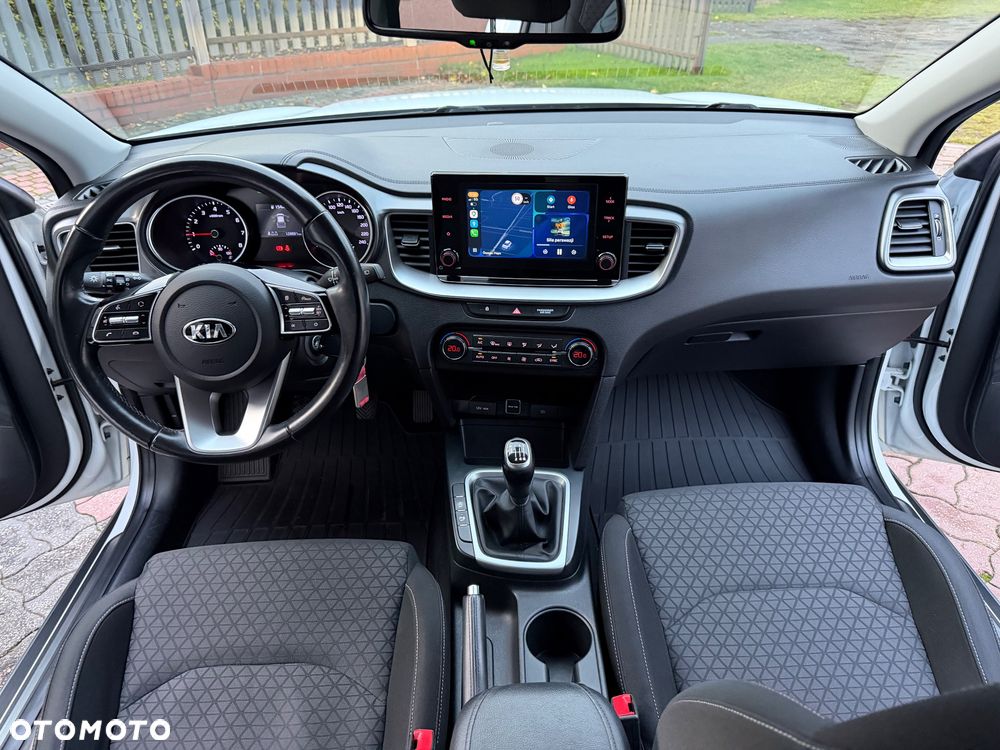 Kia XCeed 1.4 T-GDI M - 30