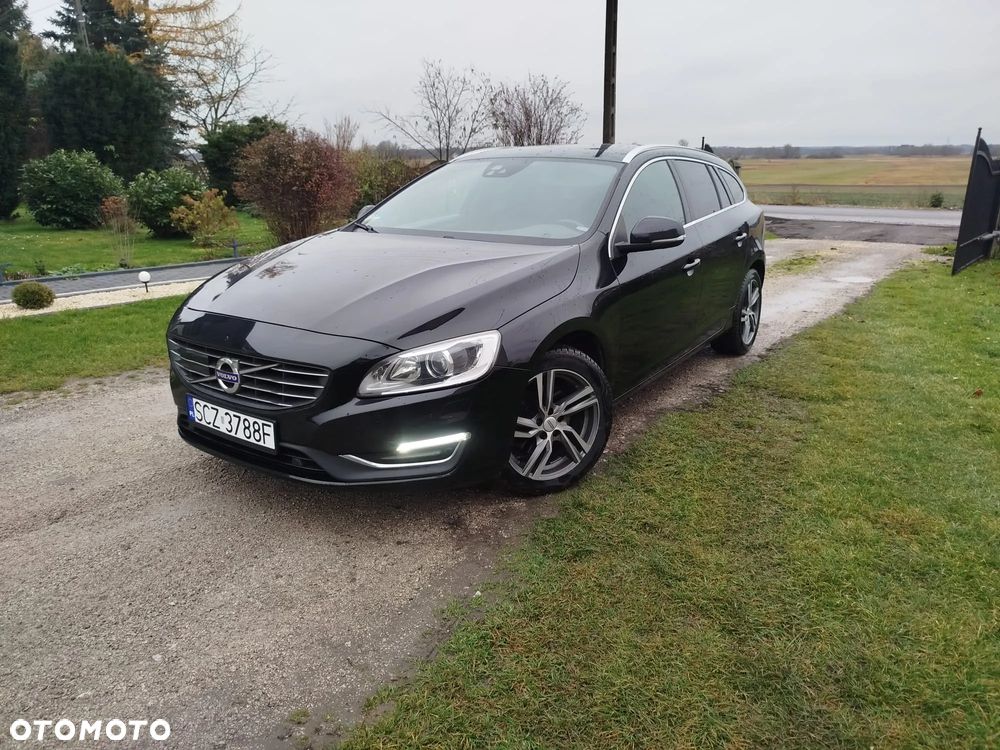 Volvo V60 D4 Geartronic Summum - 3