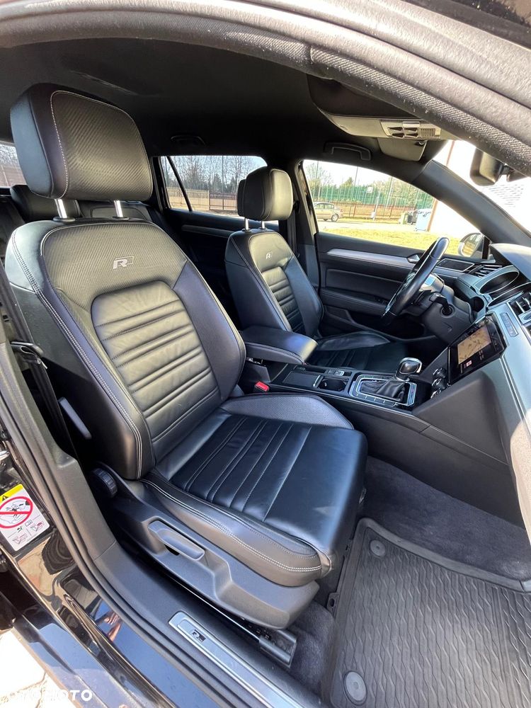 Volkswagen Passat - 20