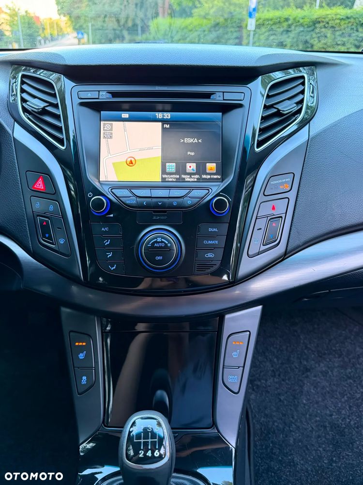 Hyundai i40 Kombi blue 1.7 CRDi Style - 27
