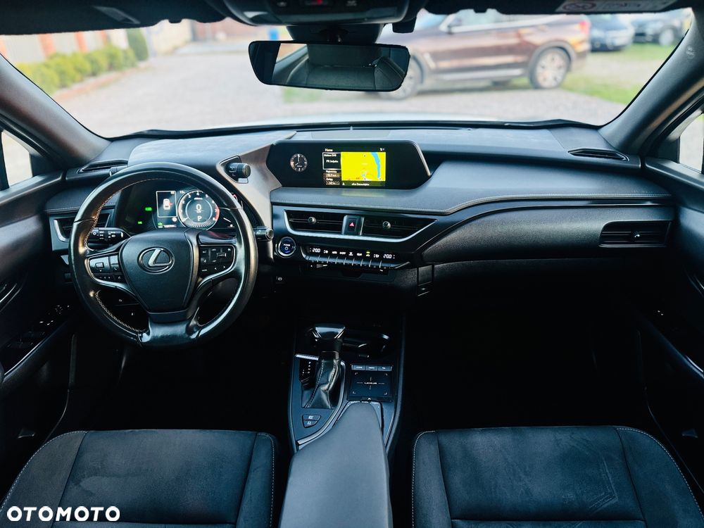 Lexus UX 200 GPF Business 2WD - 18