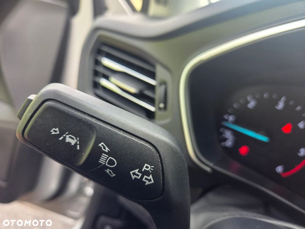Ford Focus 1.5 EcoBlue Start-Stopp-System TITANIUM - 16