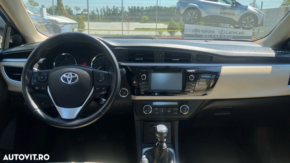 Toyota Corolla 1.6 Valvematic Sol - 8