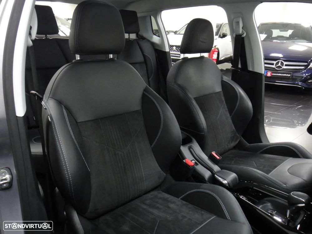 Peugeot 2008 PureTech 110 GPF Stop&Start EAT6 Crossway - 27