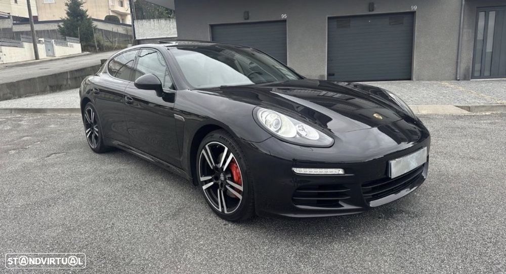 Porsche Panamera Standard - 2