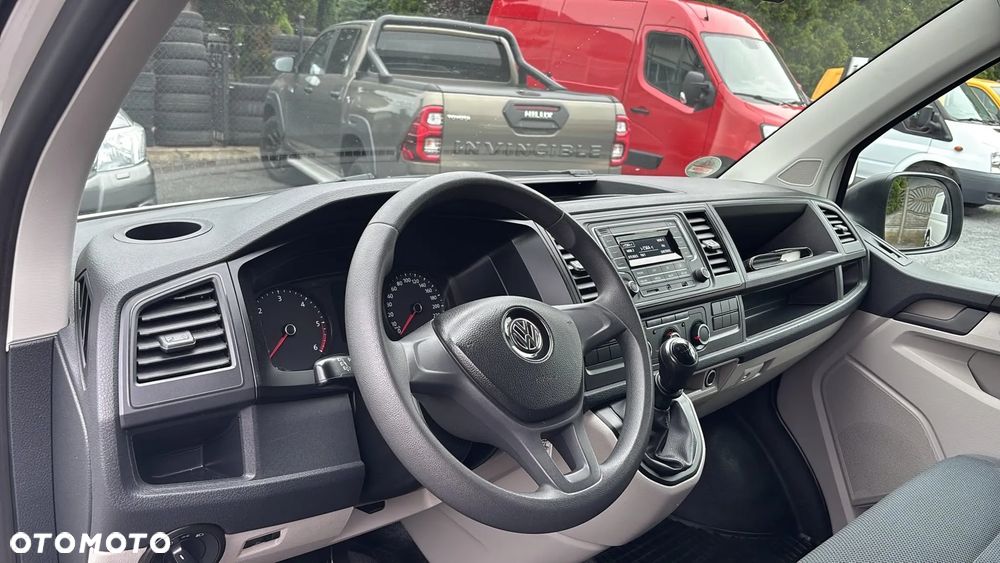 Volkswagen Transporter - 14