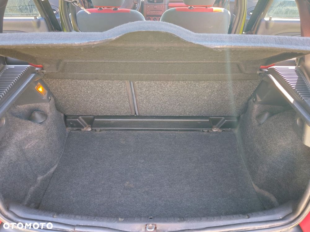 Renault Clio - 7
