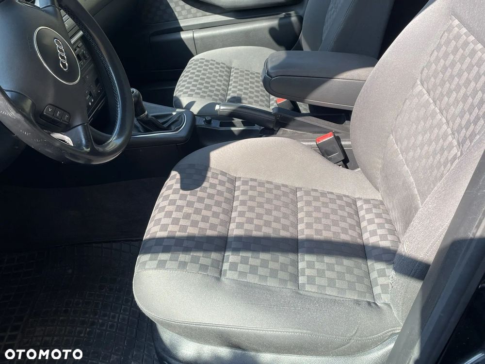 Audi A6 Limousine 1.9 TDI - 9