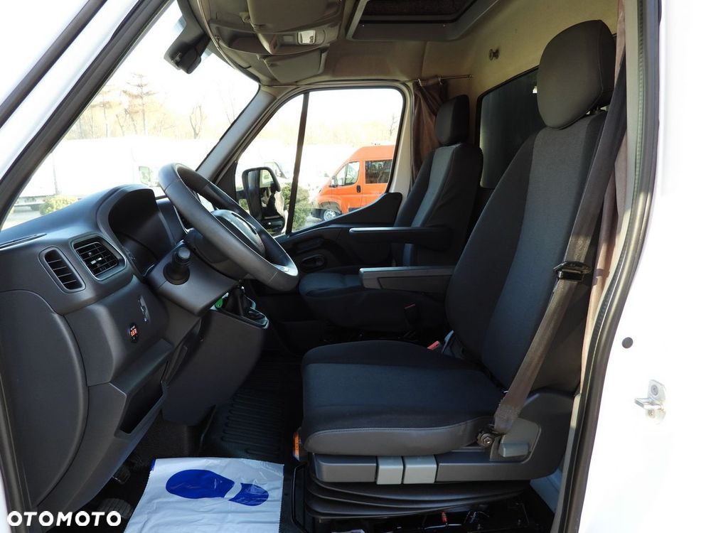 Renault MASTER PLANDEKA WINDA 9 PALET WEBASTO TEMPOMAT LEDY PNEUMATYKA KLIMATYZACJA  165KM - 28