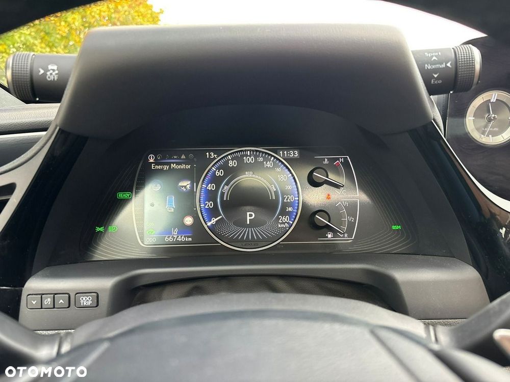 Lexus ES 300h Business Edition - 21