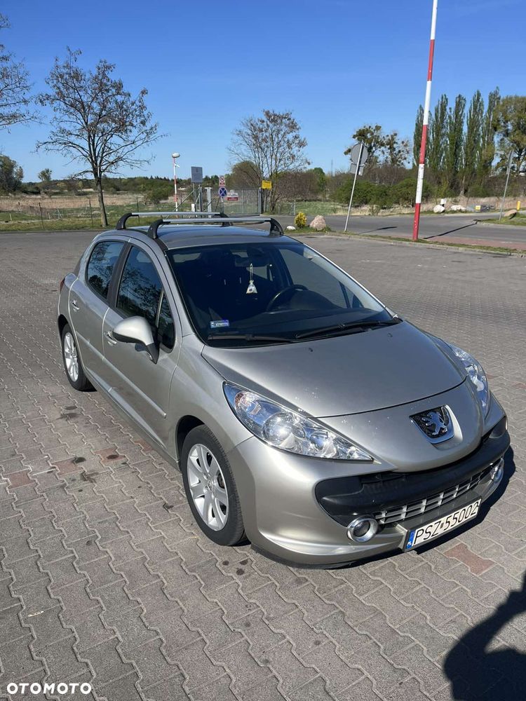 Peugeot 207 1.6 HDi 16V Sporty - 2