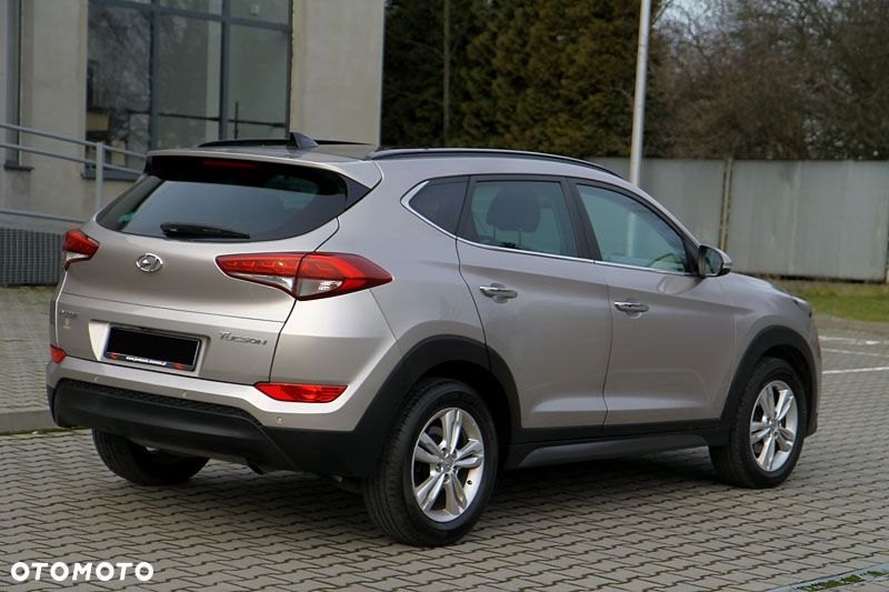 Hyundai Tucson blue 1.7 CRDi 2WD Trend - 2