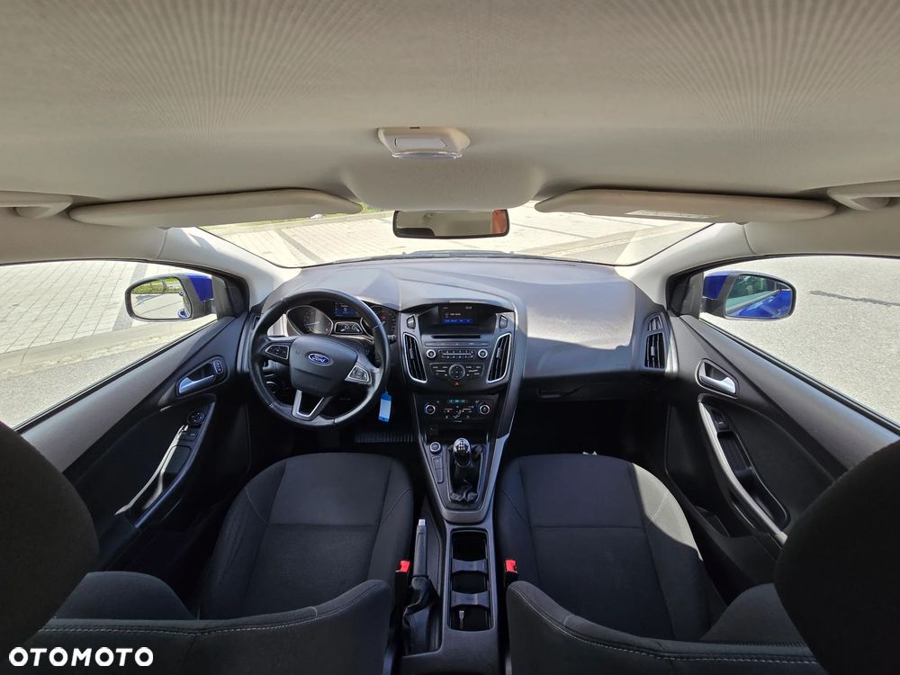 Ford Focus - 10