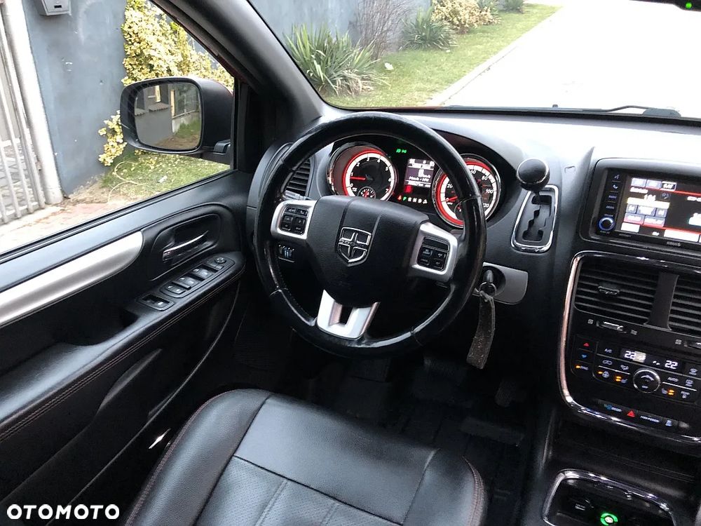 Dodge Grand Caravan 3.6 Express - 25