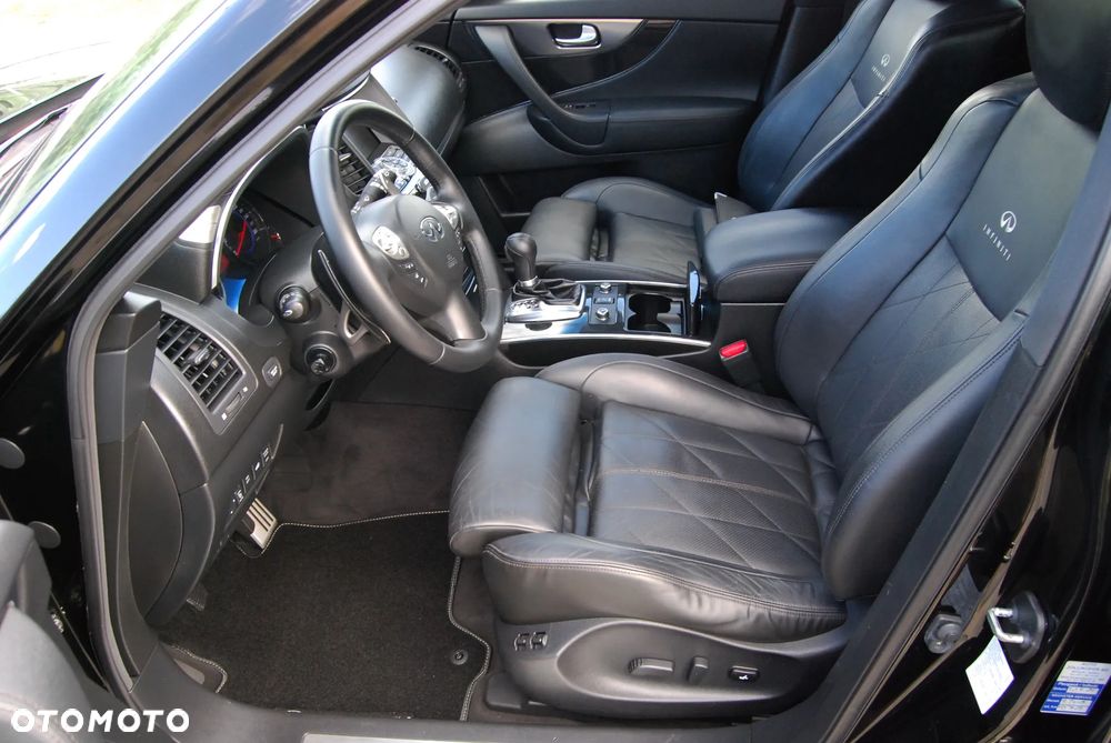 Infiniti FX FX30d S Premium - 7