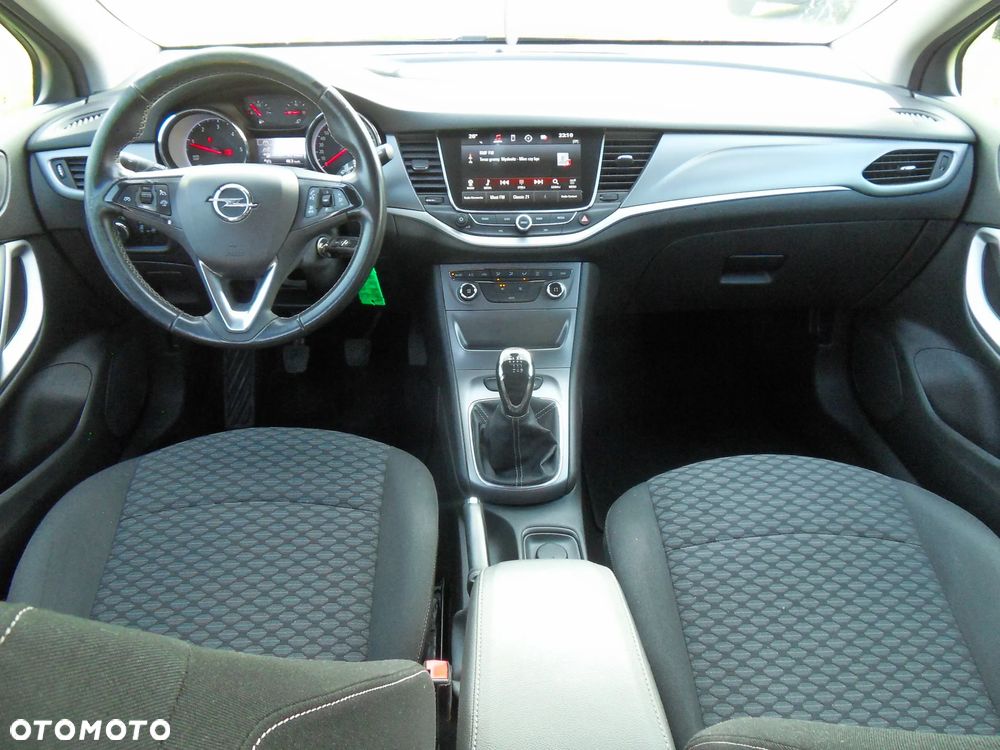 Opel Astra 1.6 D Start/Stop Innovation - 11
