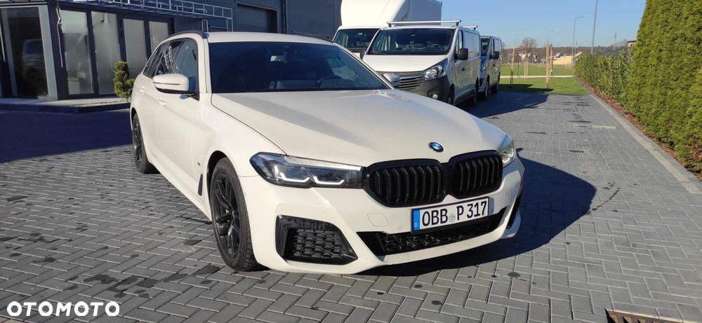 BMW Seria 5 530i Touring M Sport Edition - 30