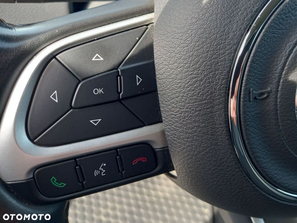 Jeep Compass - 13