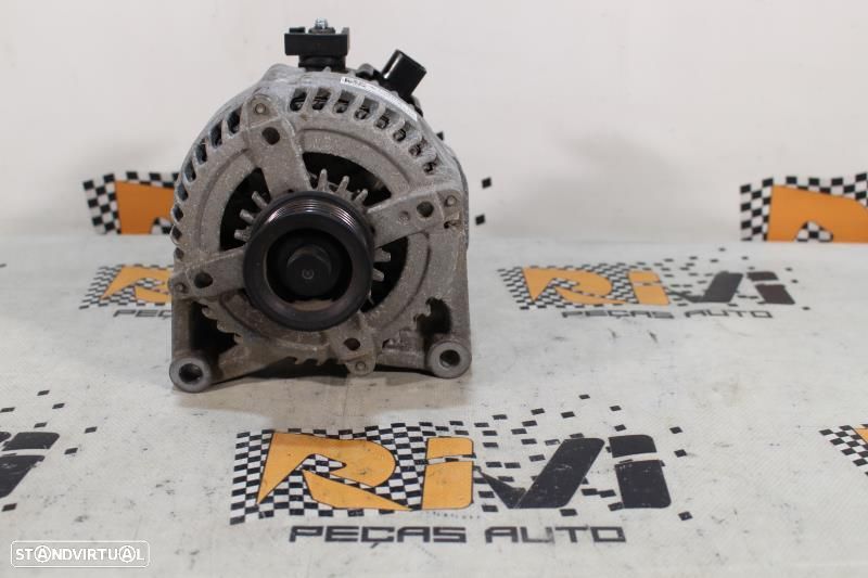 Alternador Bmw 3 (F30, F80)  7640131 / 1042118182 / 12317640131 - 1
