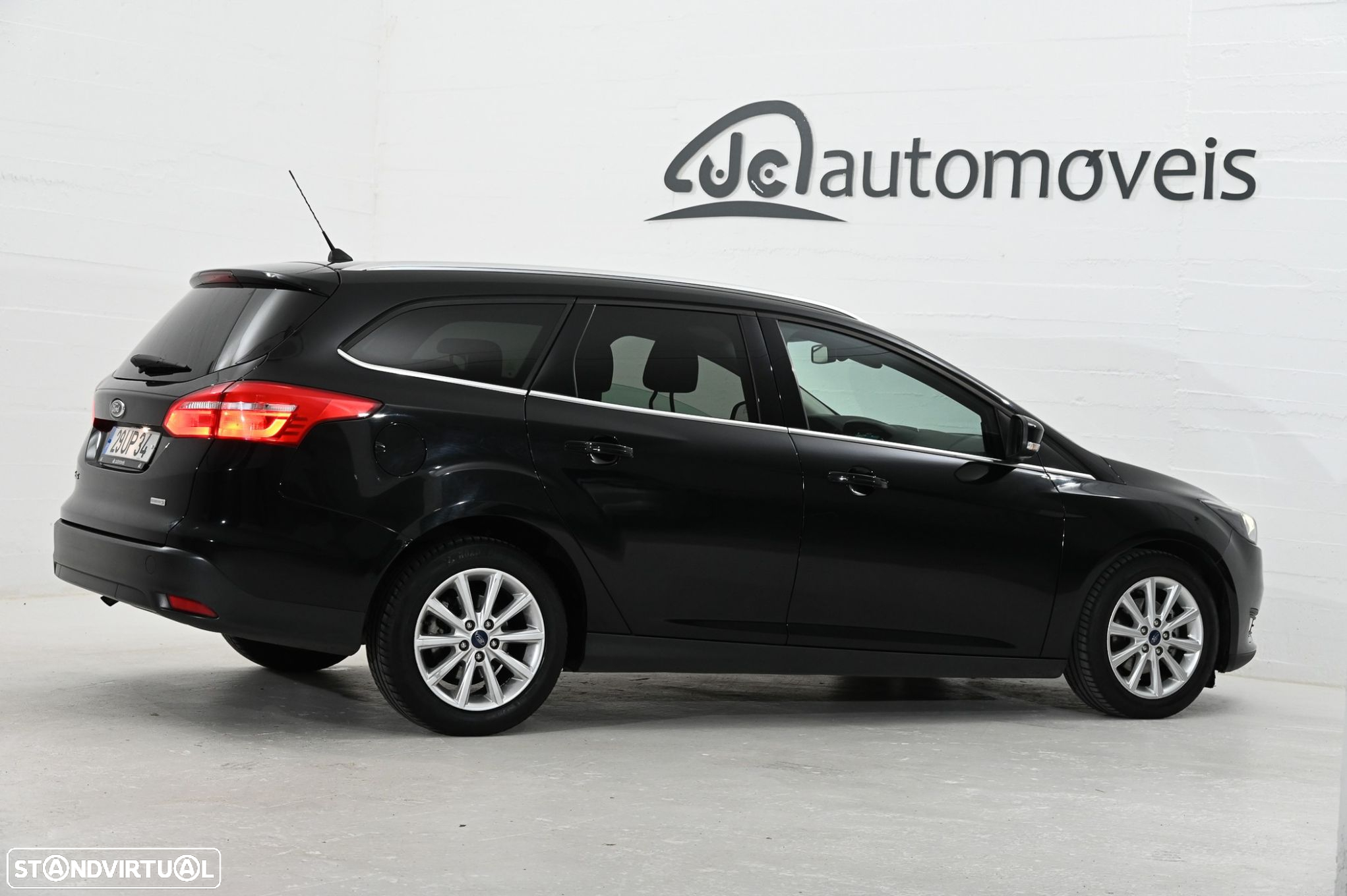 Ford Focus SW 1.0 EcoBoost Titanium - 8