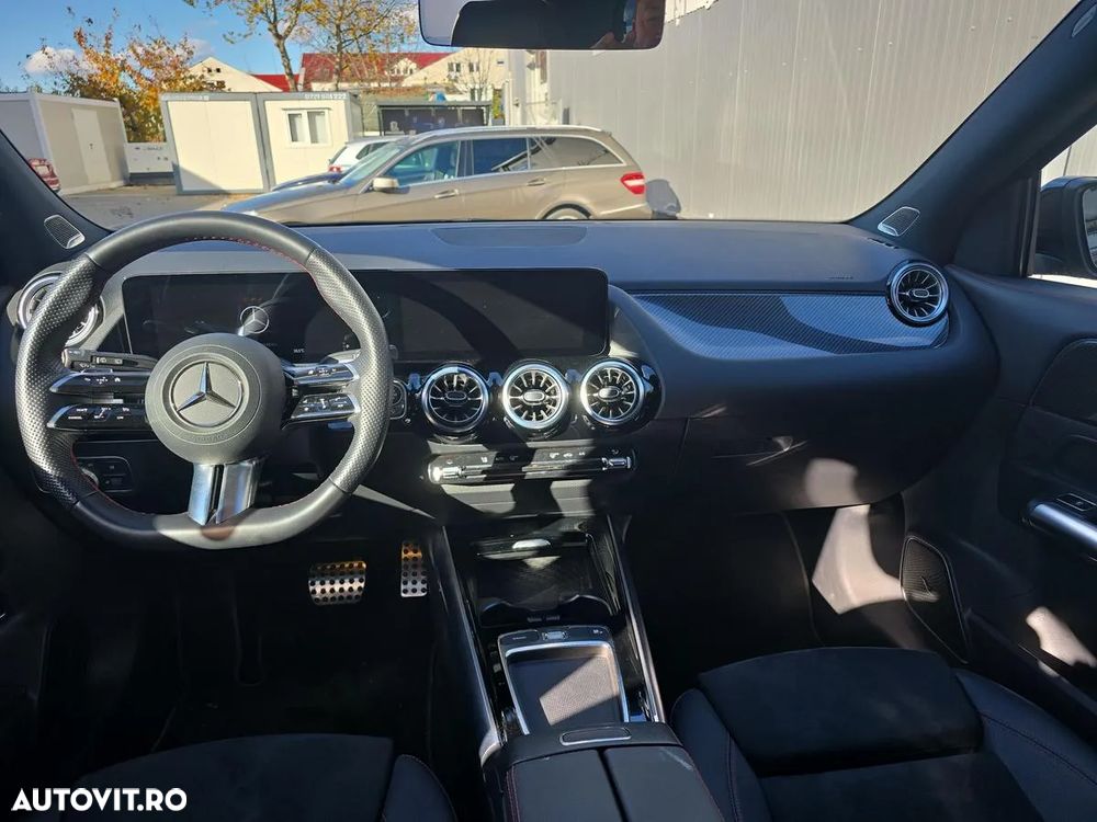 Mercedes-Benz GLA 200 d 4MATIC Aut. - 11