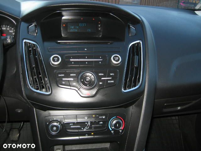 Ford Focus 1.6 Trend - 13