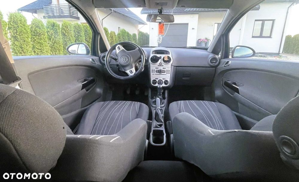 Opel Corsa - 8
