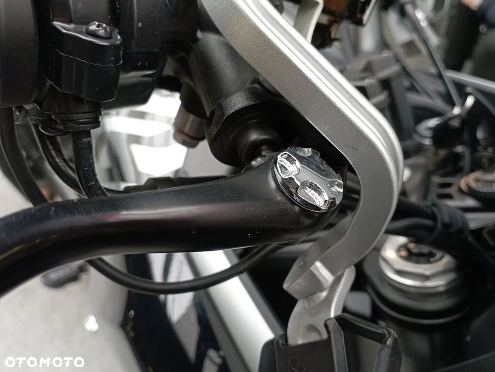 QJMOTOR SRT 600SX - 18