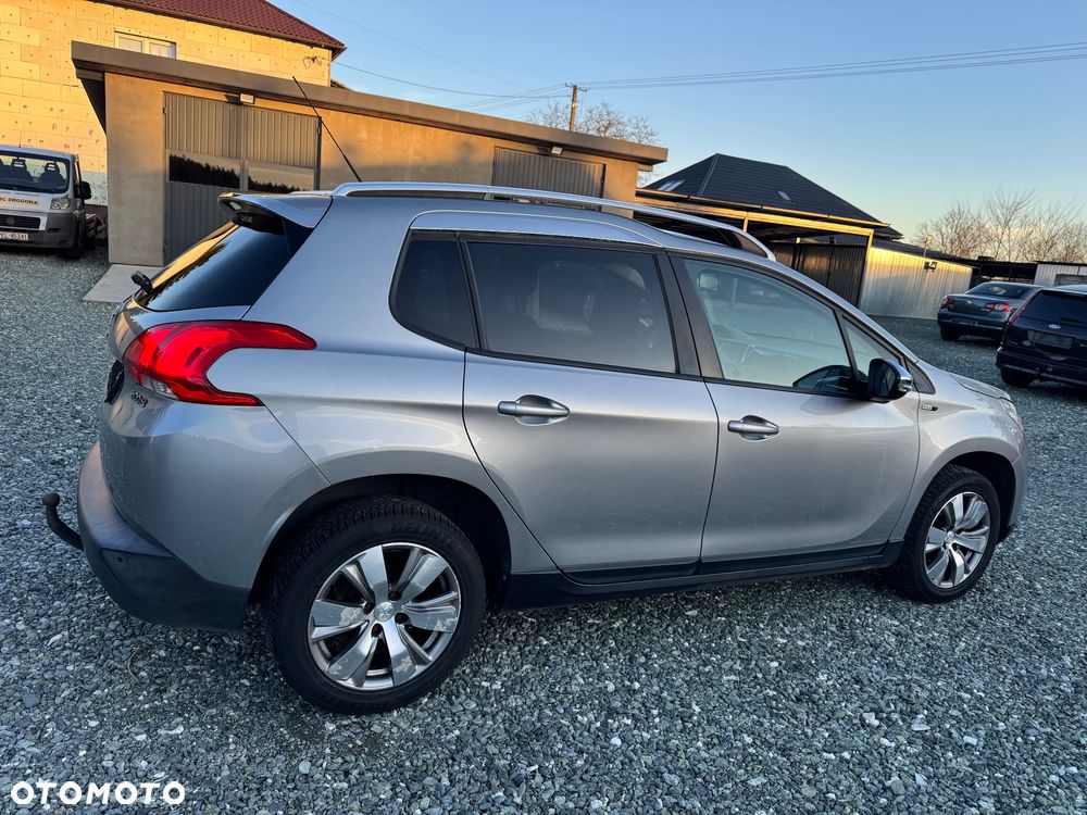 Peugeot 2008 PureTech 82 Style - 6