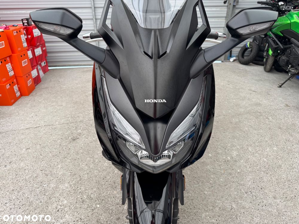 Honda NSS - 16