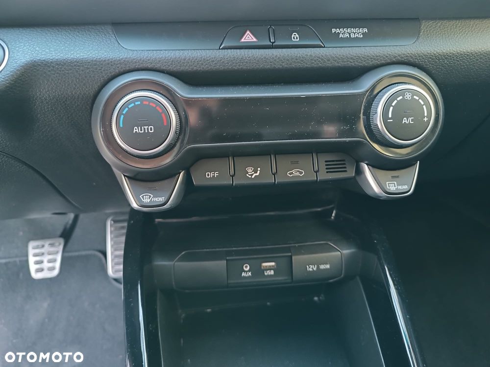 Kia Stonic 1.0 T-GDI 120 Platinum Edition - 14