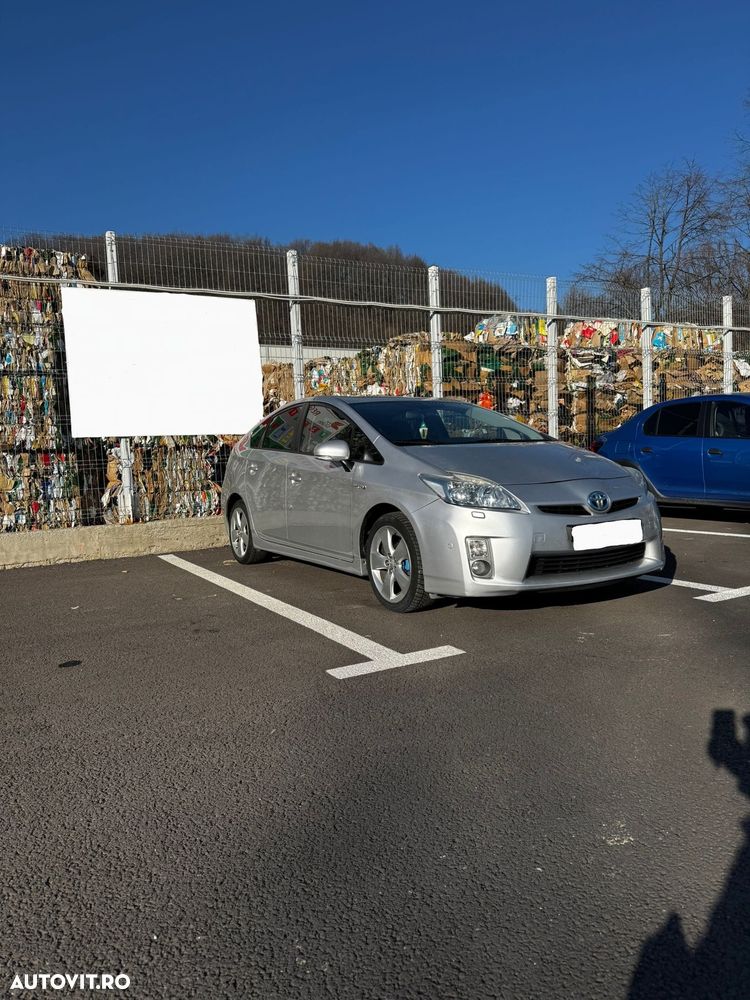 Toyota Prius - 7