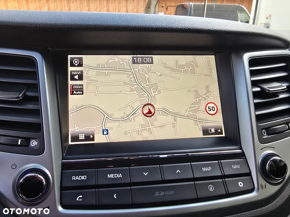 Hyundai Tucson 2.0 CRDi 4WD Automatik Style - 22