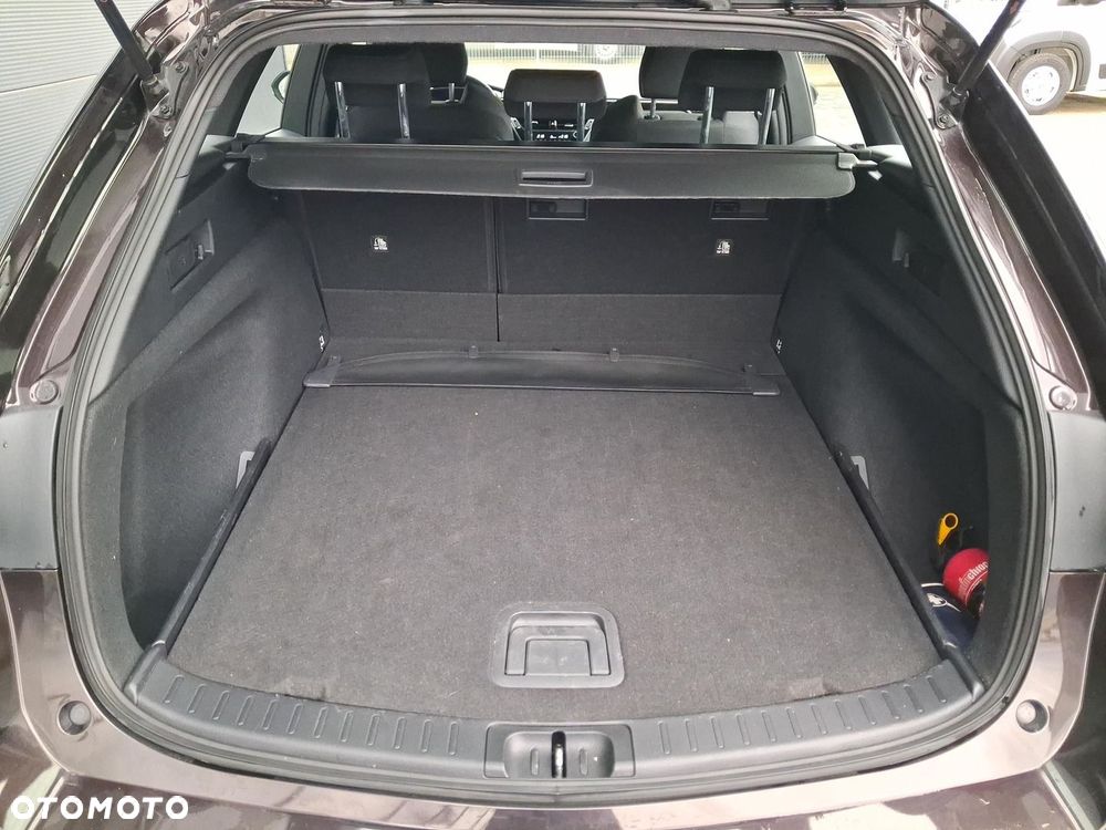 Toyota Corolla 1.8 Hybrid Comfort - 14