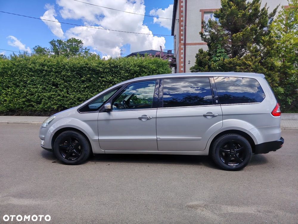 Ford Galaxy 2.0 Ghia - 10