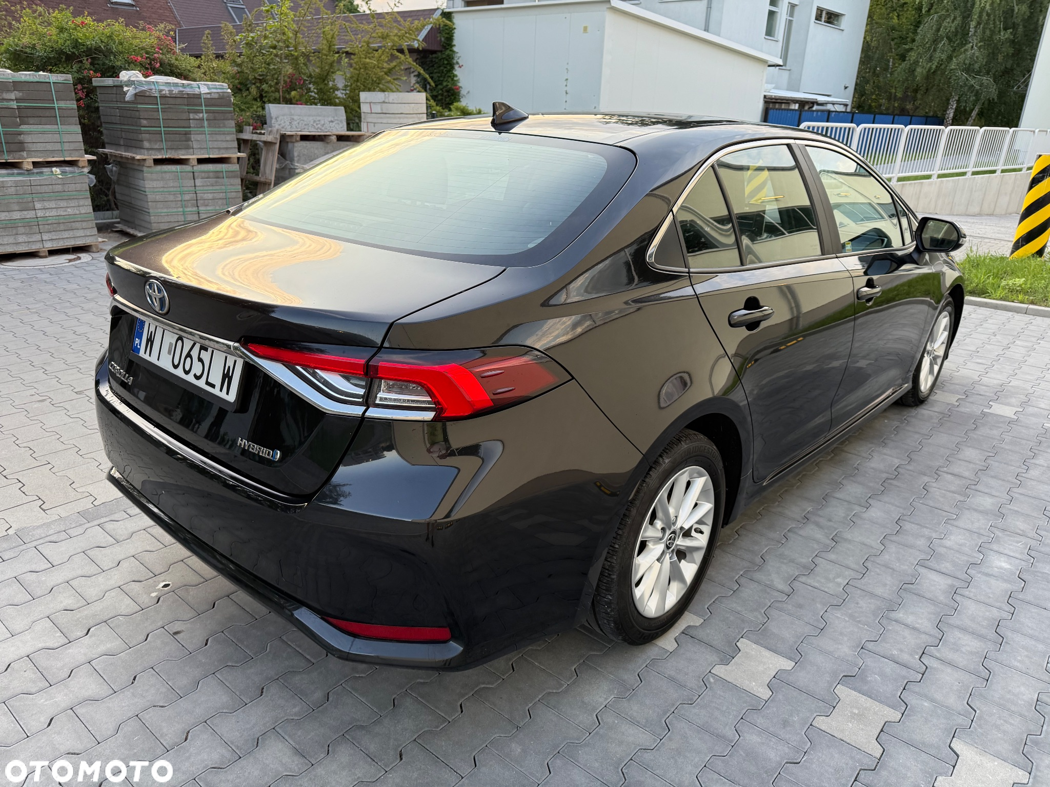Toyota Corolla 1.8 Hybrid GPF Comfort - 9
