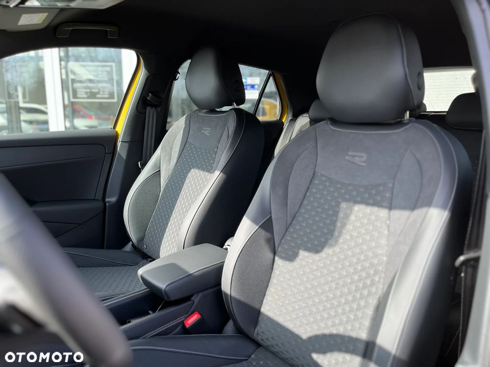 Volkswagen T-Roc 1.5 eTSI OPF DSG R-Line - 12