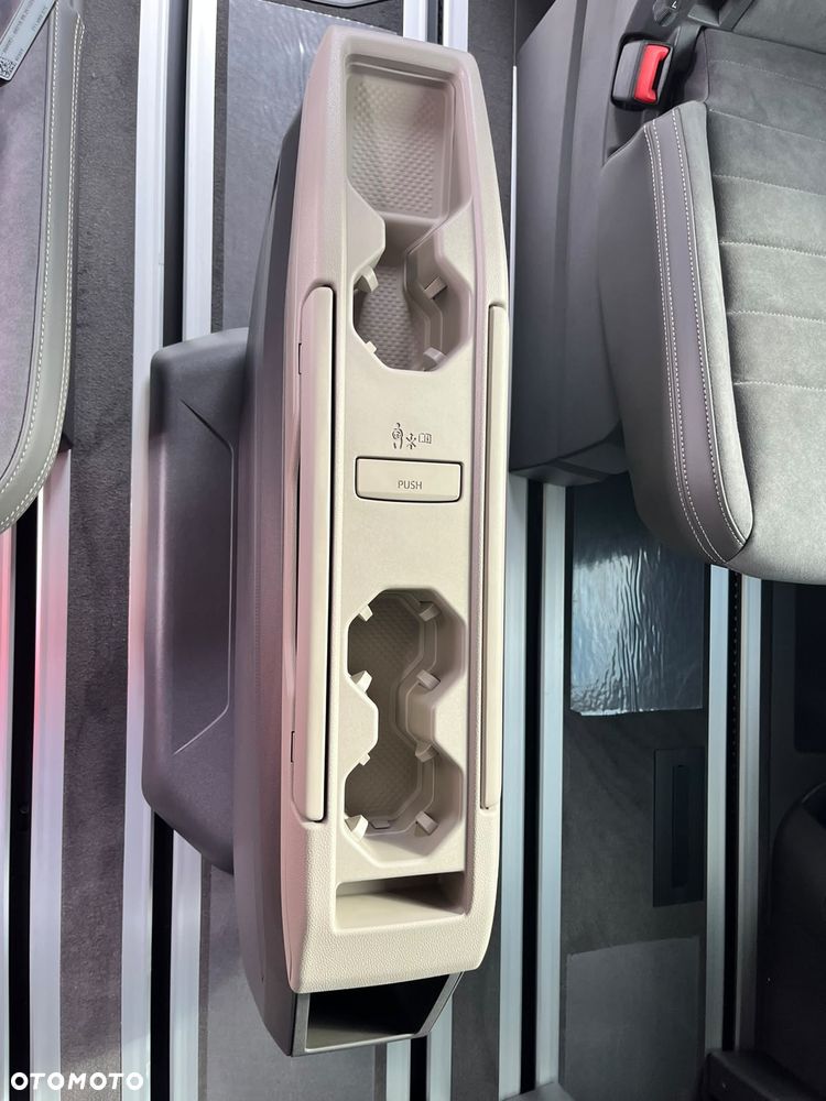 Volkswagen Multivan Edition - 19