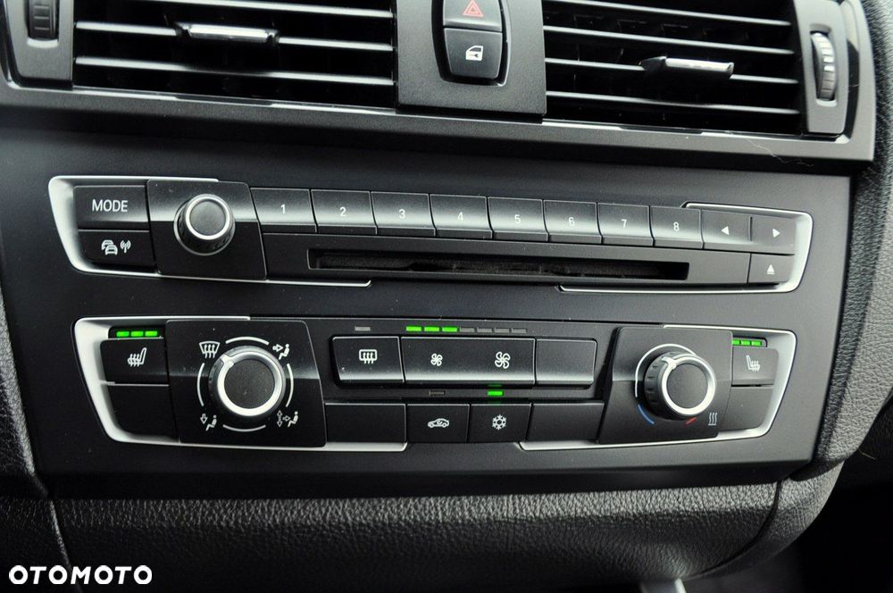BMW Seria 1 - 33