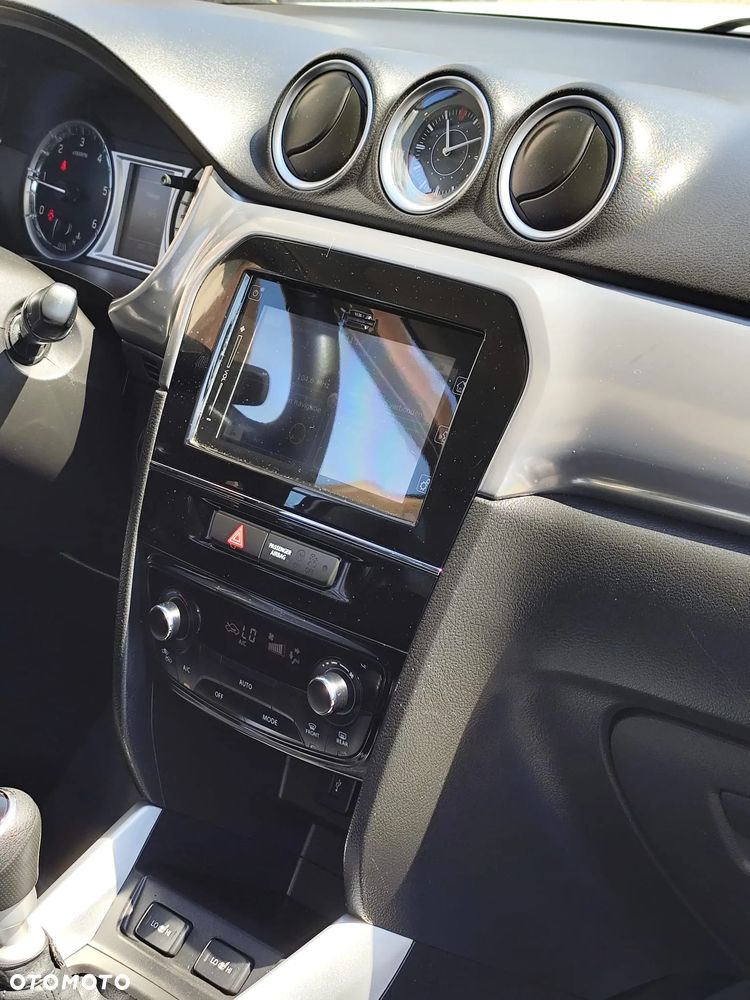 Suzuki Vitara - 16