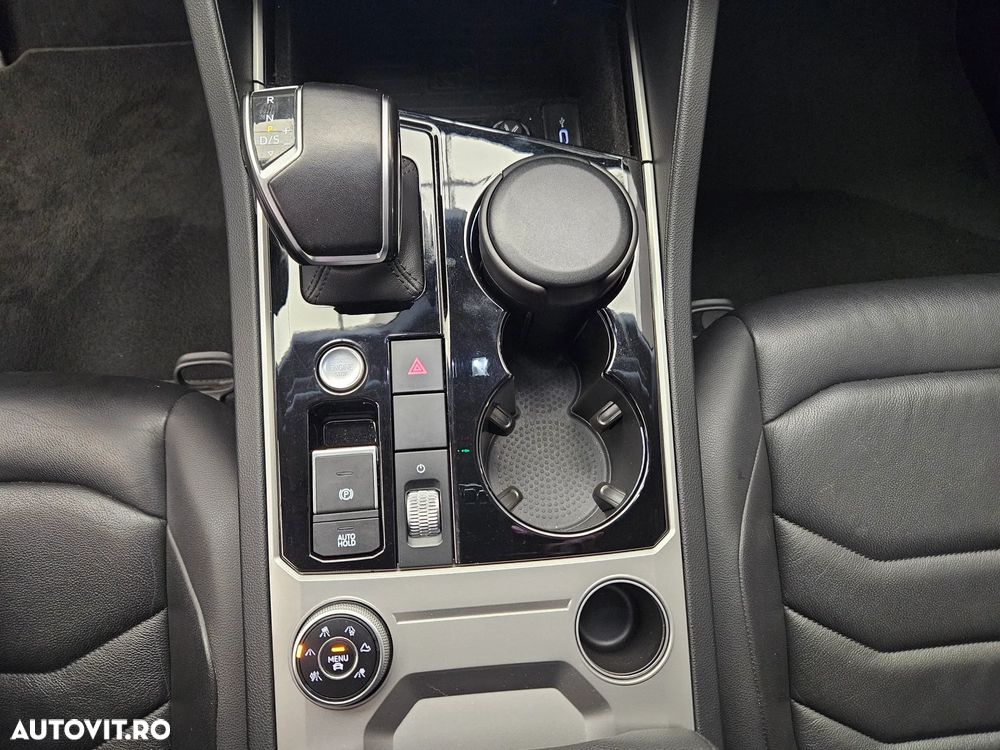 Volkswagen Touareg V6 TDI 4MOTION Elegance - 29