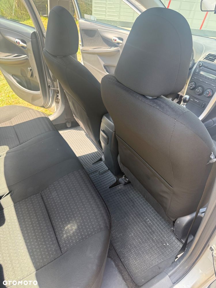 Toyota Corolla 1.6 Life - 16