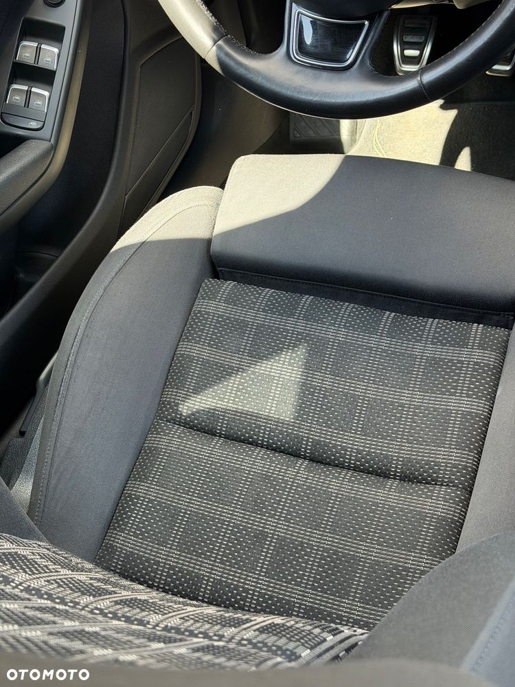 Audi A4 Avant 2.0 TDI DPF S line Sportpaket - 14