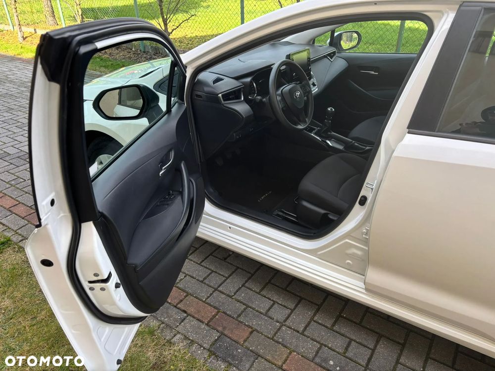 Toyota Corolla 1.5 Active - 24