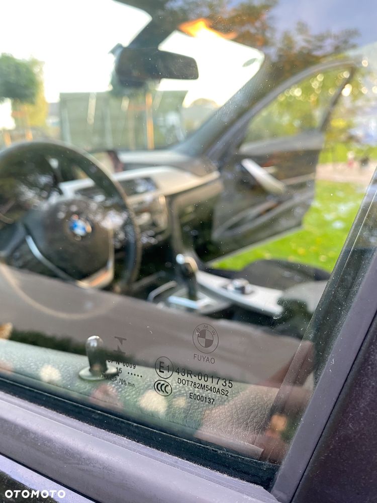 BMW Seria 3 - 26